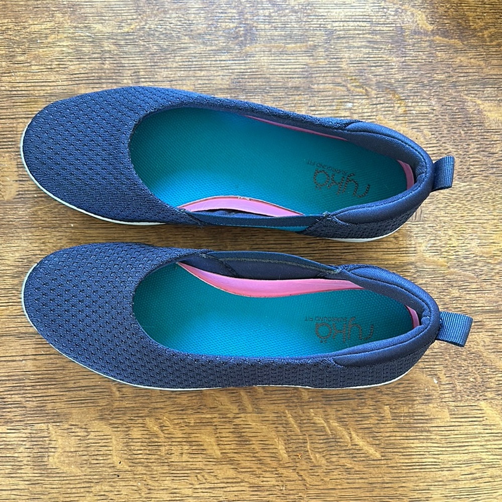 Women's Navy Ryka Slip-On Shoes sz 9.5 wide